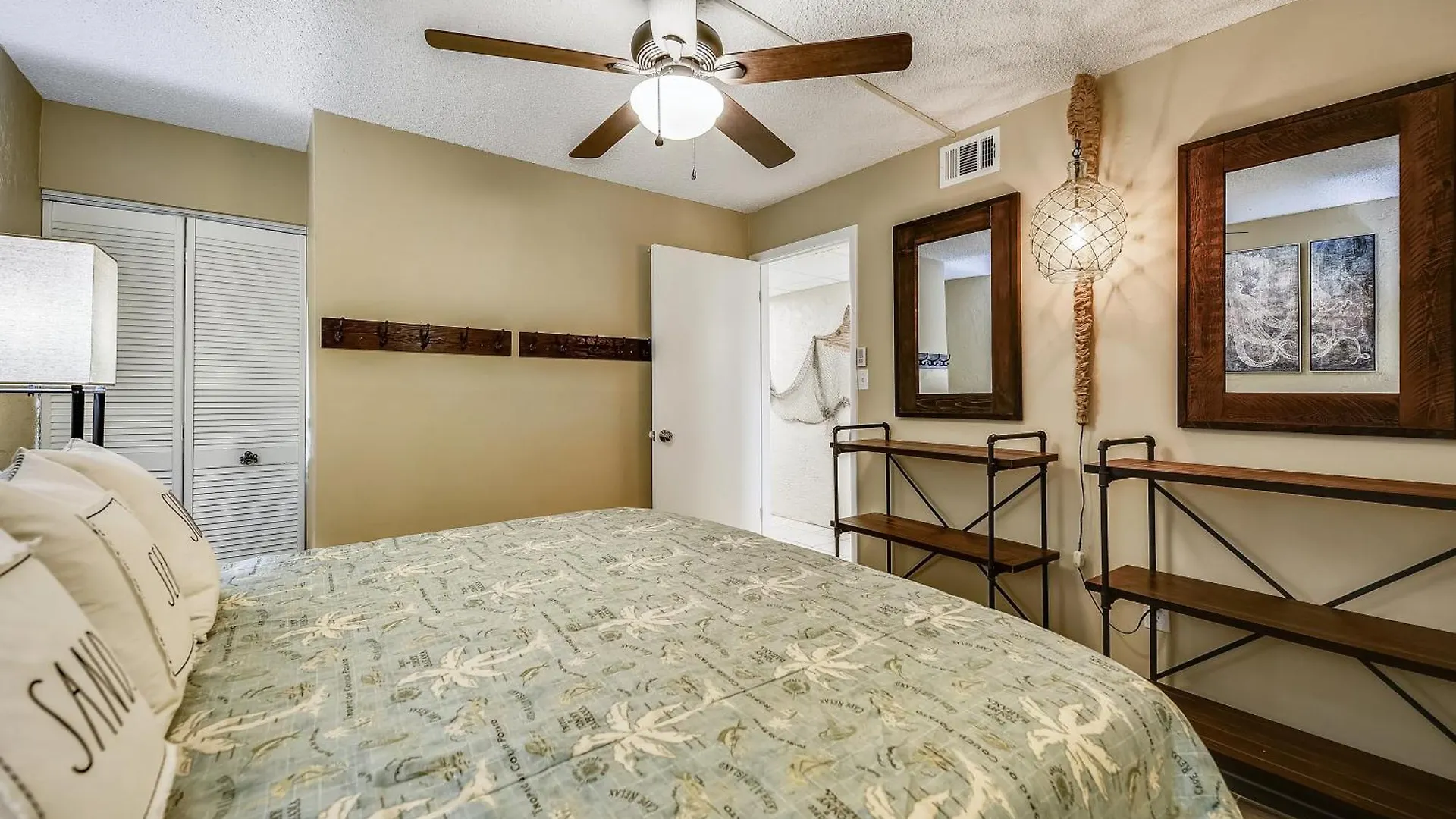 Holiday home Sea Hag By Book That Condo Panama City Beach